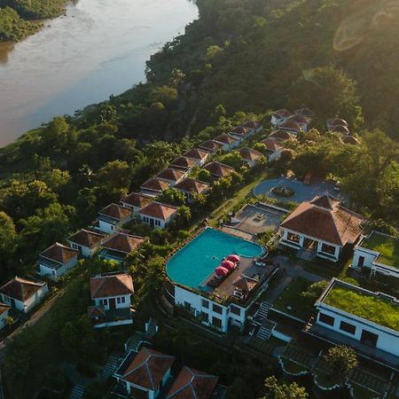 Hôtel Le Grand Muang Pakbèng Extérieur photo