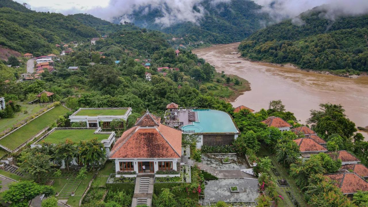 Hôtel Le Grand Muang Pakbèng Extérieur photo